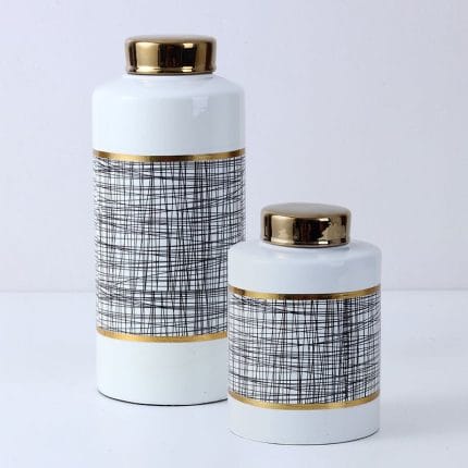 Graffiti Painting vases from elailan