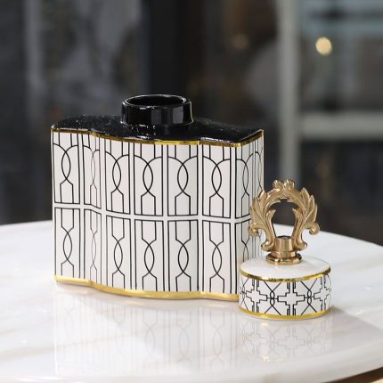 American Nordic Modern Creative White Black Stripe Ceramic Jar Vase For Model Room Decor