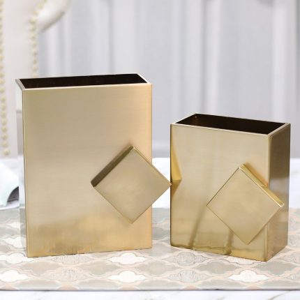Modern Simple Light Luxury Electroplate Gild Gold Square Ceramic Vase For Shopping Mall Decor