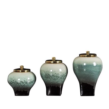 Modern Creative Chinese Jingdezhen Green Storage Jar Ceramic Vase With Lid For Indoor