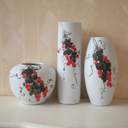 Grape Vine Large White Hand Made Round Cylinder Jingdezhen Ceramic Vase For Home Decoration