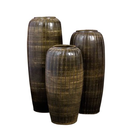 Hand Engraving Sculpture Chinese Southeast Asia Style Ceramic Vase For Bedroom Decor