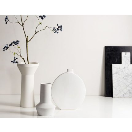 Large White Black Round  Hand Made Ceramic Vase Home Decoration For Exhibition Hall Office
