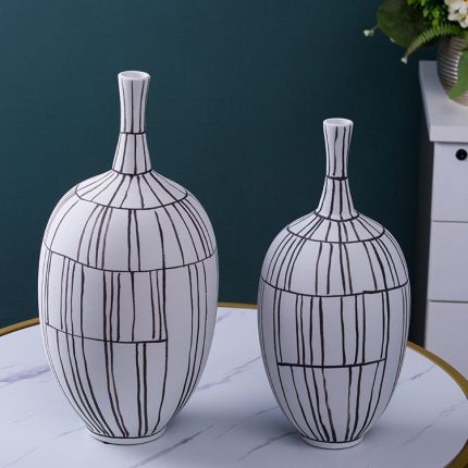 Novelty Large Black And White Lines Polishing Ceramic Olive Vase For Hallway Decoration